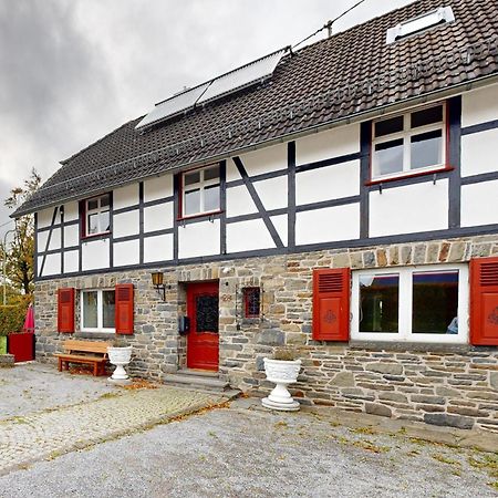 Charming vacation home Crossroads Monschau Buitenkant foto