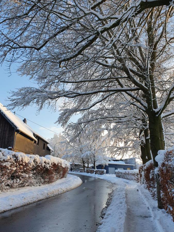 Charming vacation home Crossroads Monschau Buitenkant foto